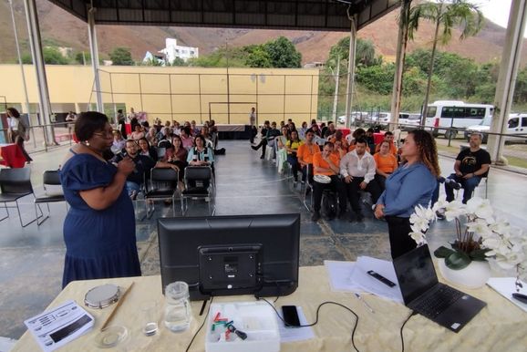 Rede de apoio debate vulnerabilidades em Tim&oacute;teo