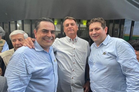 Dr. Marcos Vinicius retoma pol&iacute;ticas de habita&ccedil;&atilde;o e viabiliza 788 moradias em Fabriciano