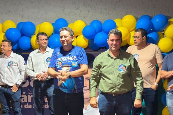 M&aacute;rcio Lima inaugura comit&ecirc; de campanha e re&uacute;ne lideran&ccedil;as em Tim&oacute;teo
