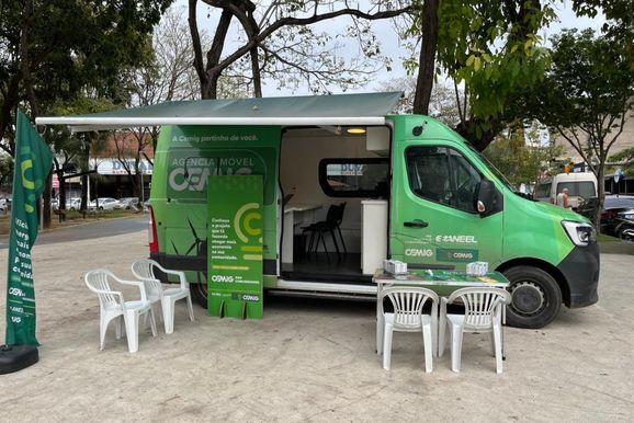 Cemig envia unidade m&oacute;vel a Ipatinga para atender clientes atingidos por temporal