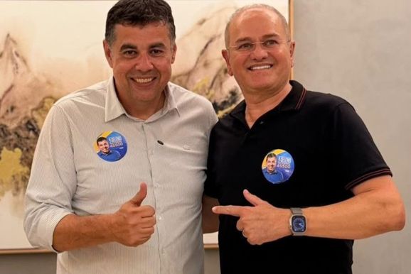 Cirurgi&atilde;o pl&aacute;stico de Tim&oacute;teo declara apoio &agrave; candidatura de Heleno do Hospital