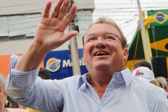 Deputado Celinho Sintrocel acompanha desfiles do 7 de Setembro em Tim&oacute;teo e Fabriciano