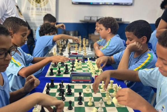 Ipatinga abre processo seletivo para educadores de xadrez na rede municipal