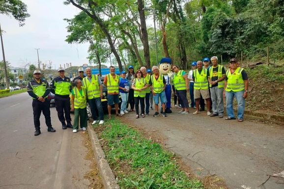 Ipatinga encerra Semana Nacional do Tr&acirc;nsito com blitz na avenida das Na&ccedil;&otilde;es