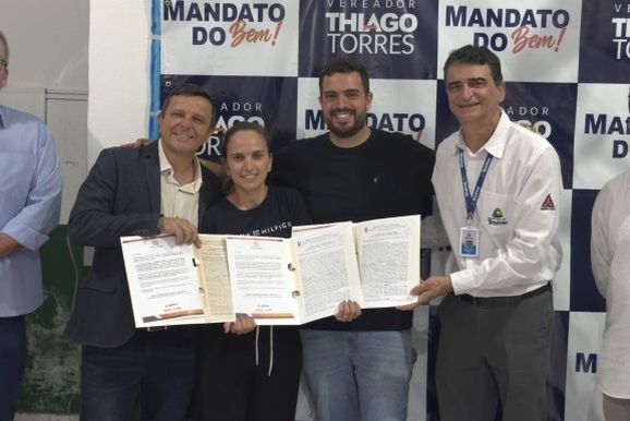 Tim&oacute;teo entrega 21 t&iacute;tulos de propriedade a moradores no bairro Bela Vista