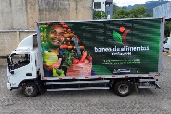 Tim&oacute;teo inaugura Banco de Alimentos no bairro Olaria e integra comitiva em evento 