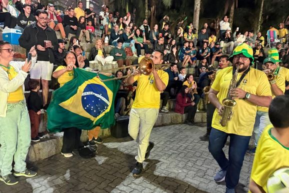 Jogo do Brasil x Haiti ser&aacute; transmitido no tel&atilde;o na Pra&ccedil;a da Paz