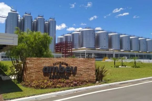 ​Ambev celebra M&ecirc;s da Cerveja com visitas presenciais e experi&ecirc;ncia online