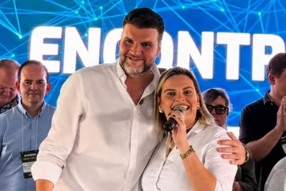 ​Bruna Foga&ccedil;a anuncia dobrada com Pedro Lupion para representar o Norte Pioneiro