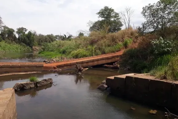 ​Prefeitura abre concorr&ecirc;ncia para reconstruir travessia sobre o Rio Jacarezinho