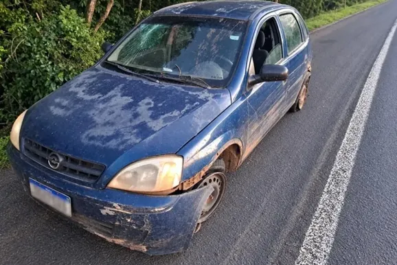 Motorista b&ecirc;bado &eacute; preso ap&oacute;s acidente na PR-092 no Norte Pioneiro