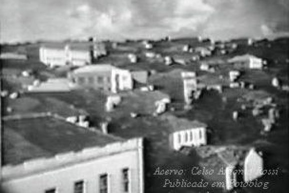 Registro de 1947 resgata marco arquitet&ocirc;nico pioneiro em Jacarezinho