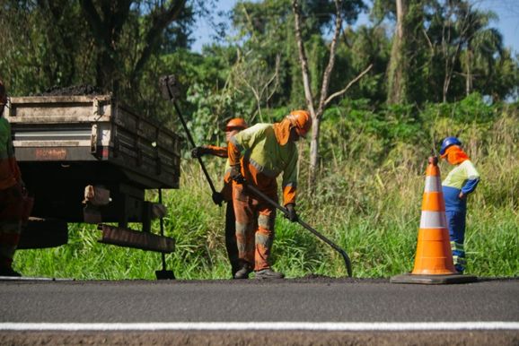 Obras da EPR Paran&aacute; afetam tr&aacute;fego nas rodovias da regi&atilde;o de Loanda nesta quinta (27)