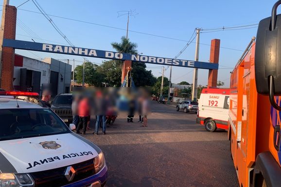 Acidente entre carro e moto deixa mulher ferida em Nova Londrina