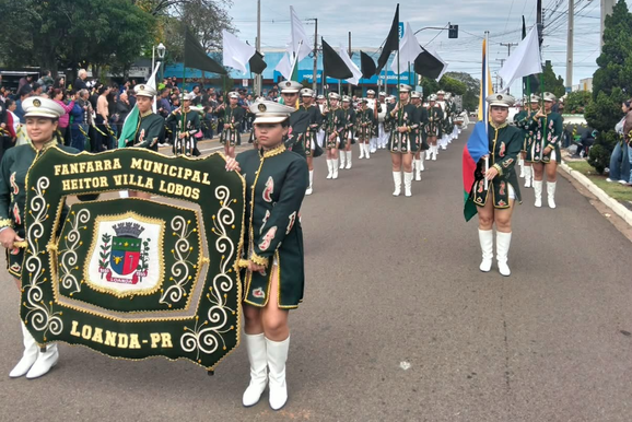 Desfile de 7 de setembro re&uacute;ne mais de 2 mil pessoas em Loanda