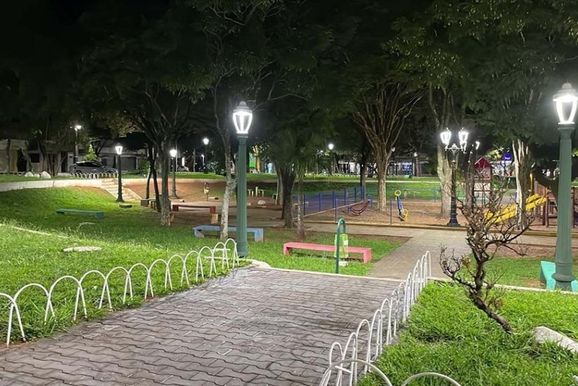 Loanda prev&ecirc; ilumina&ccedil;&atilde;o p&uacute;blica 100% em LED