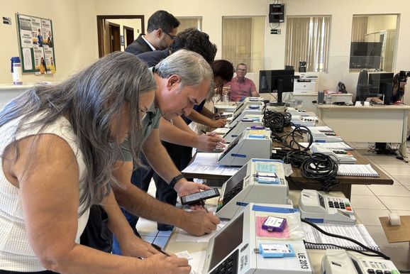 Urnas eletr&ocirc;nicas de Loanda est&atilde;o prontas para as elei&ccedil;&otilde;es