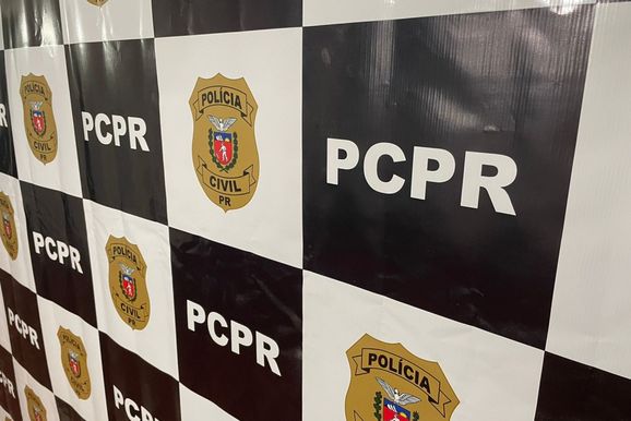 Suspeitos de filmar urna e divulgar foto do voto s&atilde;o detidos em Marilena