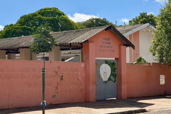 Tr&ecirc;s col&eacute;gios do N&uacute;cleo Regional de Educa&ccedil;&atilde;o de Loanda oferecem cursos integrados