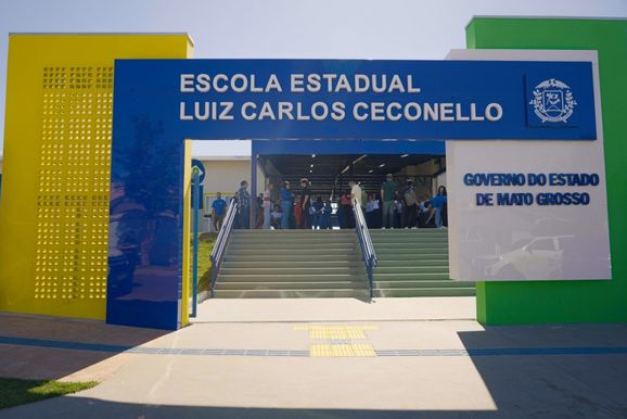 Estado e Munic&iacute;pio entregam escola e anunciam modelo militar em Lucas do Rio Verde