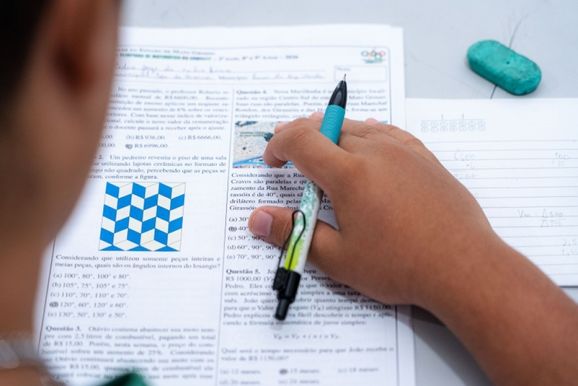Alunos das escolas municipais participam da segunda fase da VI Olimp&iacute;ada de Matem&aacute;tica