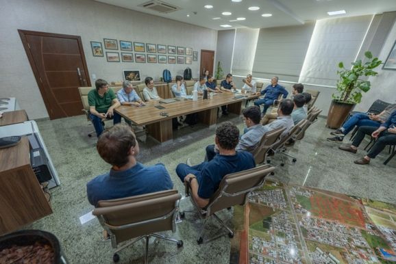 Delega&ccedil;&atilde;o empresarial da China visita Lucas do Rio Verde para ampliar parcerias