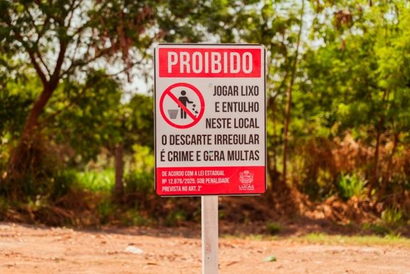 Lucas do Rio Verde recebe placas de orienta&ccedil;&atilde;o sobre descarte correto de lixo
