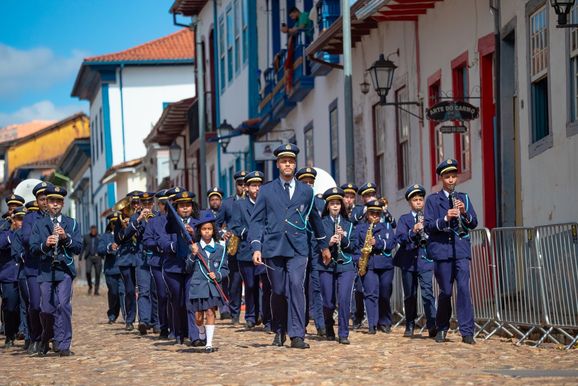 Festival de Bandas de Mariana estreia com cl&aacute;ssicos do cinema e 11 corpora&ccedil;&otilde;es