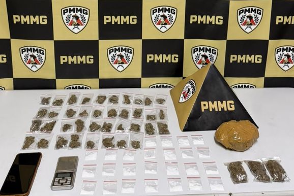 Homem &eacute; preso com drogas e balan&ccedil;a de precis&atilde;o no bairro Taquaral, em Ouro Preto