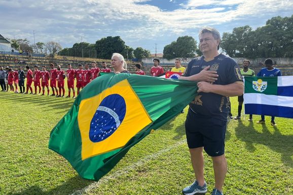 Campeonato Amador de Mirassol 2026 come&ccedil;a com goleada e homenagem a Fof&atilde;o