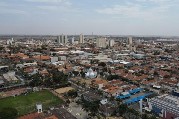 Fim de semana ser&aacute; de chuva e queda de temperatura em Mirassol