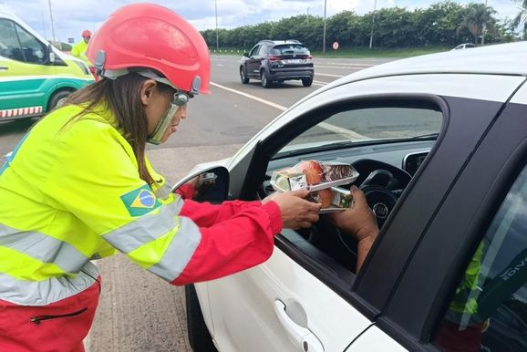 &ldquo;V&aacute; Seguro&rdquo; refor&ccedil;a seguran&ccedil;a no tr&acirc;nsito em Mirassol