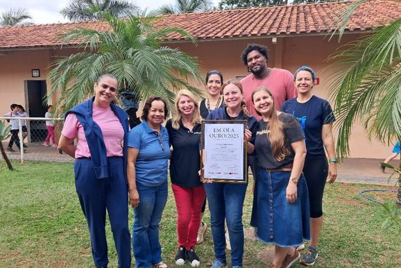 Escola Lu&iacute;s Carlos Matiel Pires lidera &iacute;ndice entre Placas Ouro de Mirassol