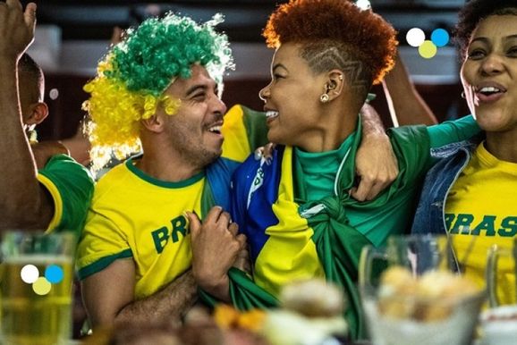 Chopp gr&aacute;tis, tel&otilde;es e sorteios: onde assistir ao Brasil em Mogi Mirim
