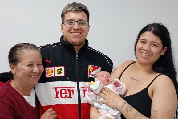 Sarah &eacute; a primeira beb&ecirc; a nascer na maternidade reinaugurada da Santa Casa