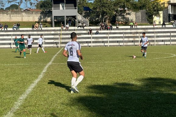 Tucurense e Vila Dias avan&ccedil;am nos p&ecirc;naltis e far&atilde;o a final do Quarent&atilde;o