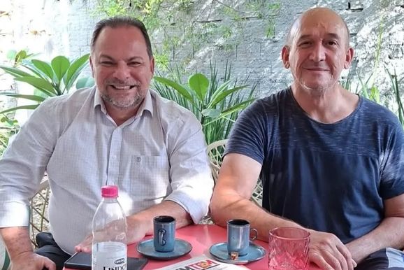 Caf&eacute; de Ideias recebe pastor Claudio Duran em edi&ccedil;&atilde;o marcada por f&eacute; e supera&ccedil;&atilde;o