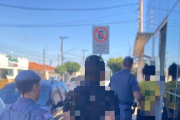 Casal &eacute; preso ap&oacute;s roubo e furto em Mogi Gua&ccedil;u