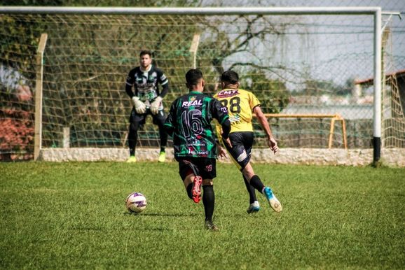 &nbsp;Atl&eacute;tico Mogi lidera Copa Constel e Flamboyant mant&eacute;m press&atilde;o a um ponto