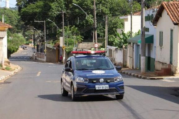 Ex-vereador &eacute; preso em flagrante suspeito de furto de &aacute;gua em Martim Francisco