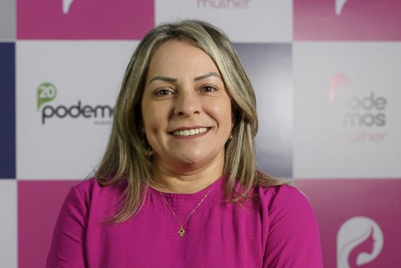 Podemos oficializa candidatura de S&ocirc;nia M&oacute;dena a deputada estadual