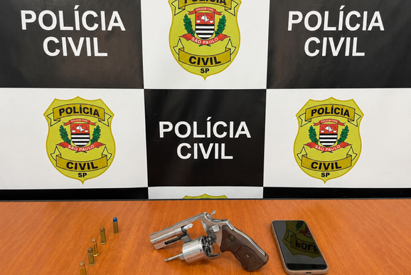 Dupla &eacute; presa pela Pol&iacute;cia Civil por tentativa de homic&iacute;dio; v&iacute;tima foi baleada 3 vezes