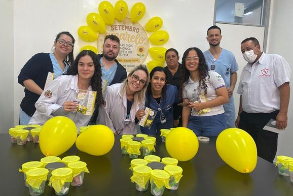Funcion&aacute;rios da UPA realizam a&ccedil;&otilde;es com profissionais da unidade