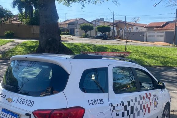 Homem &eacute; preso ap&oacute;s furto de fios em resid&ecirc;ncia em Mogi Gua&ccedil;u