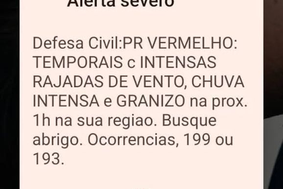 Defesa Civil emite alerta vermelho para temporais no Paran&aacute; nesta sexta-feira (24)