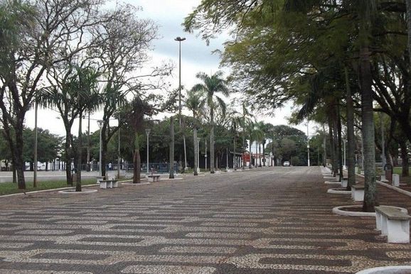 Pra&ccedil;a dos Pioneiros recebe edi&ccedil;&atilde;o do SambaNejo na Pra&ccedil;a neste domingo (19)