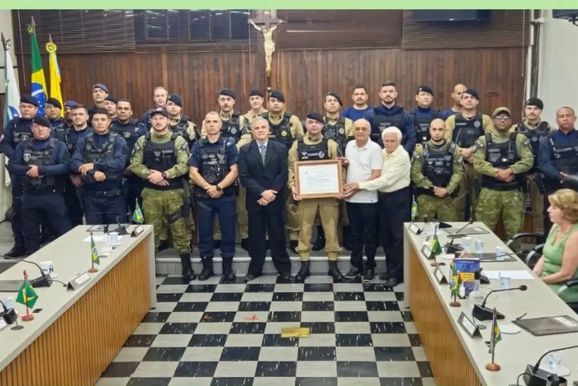 Cabo Wendel Flor&ecirc;ncio recebe Mo&ccedil;&atilde;o de Aplauso em Paranava&iacute;