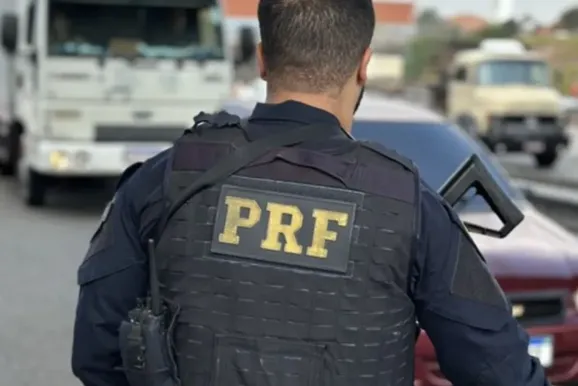 Opera&ccedil;&atilde;o Dia da Independ&ecirc;ncia da PRF termina com 95 acidentes e tr&ecirc;s mortes no Paran&aacute;