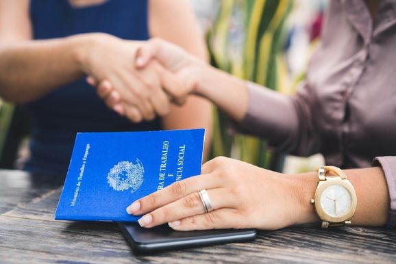 Procurando emprego? Ag&ecirc;ncia do Trabalhador tem vagas dispon&iacute;veis em Paranava&iacute;