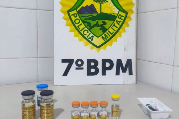 Quatro s&atilde;o detidos com mercadorias do Paraguai e medicamentos em Rondon